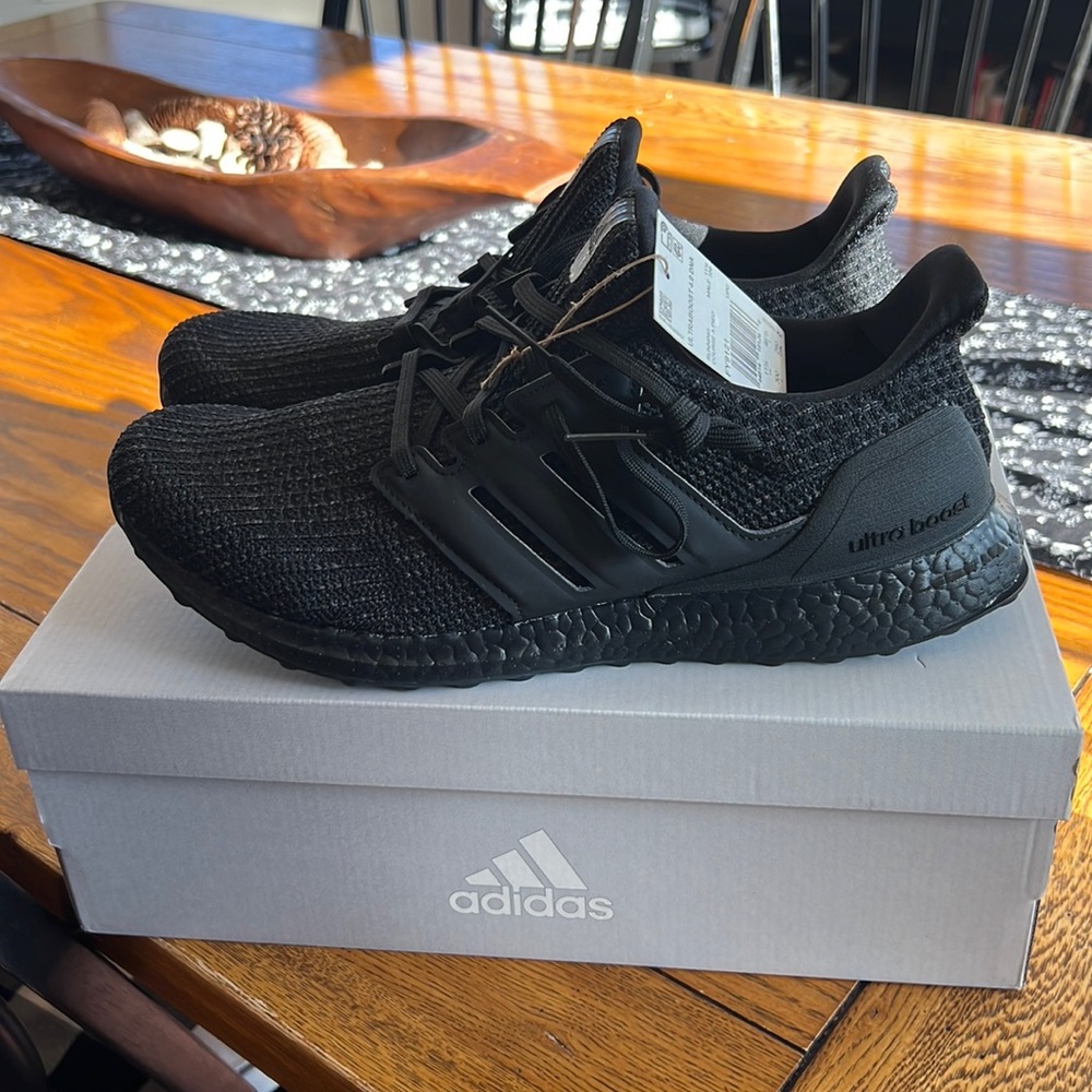 Ultra Boost 4.0 DNA